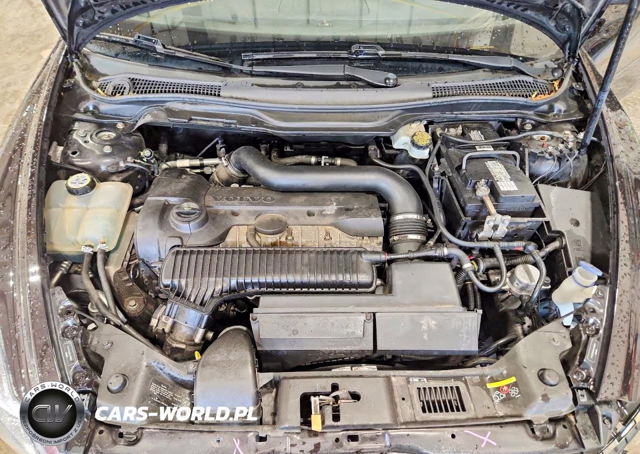 2011 Volvo C70 T5 VIN:YV1672MCXBJ109594 - 11