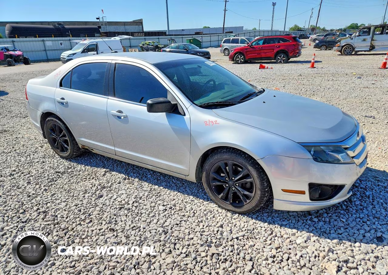 2012 Ford Fusion Se VIN:3FAHP0HA0CR188380 - 4