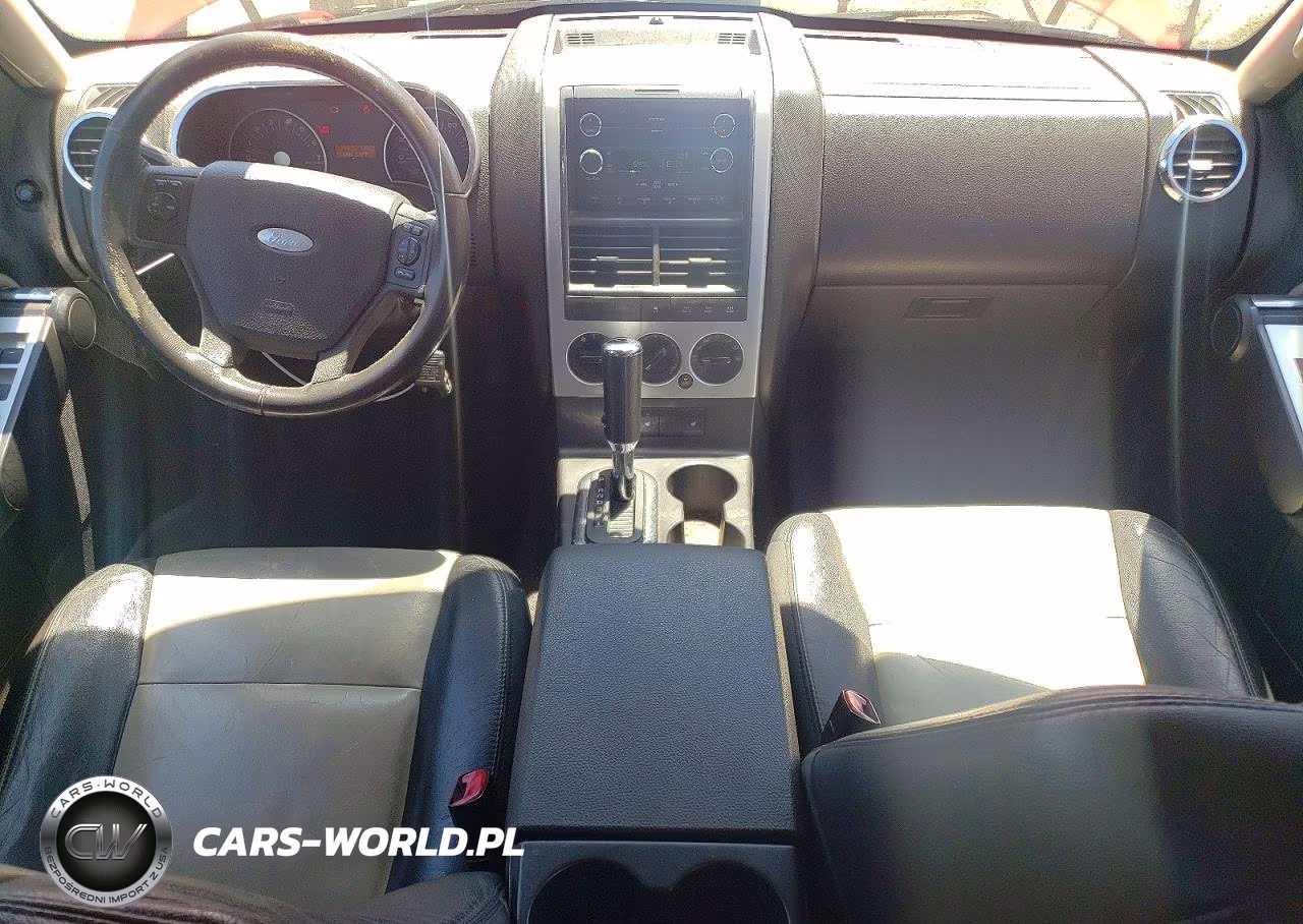 2008 Ford Explorer Xlt VIN:1FMEU73808UA27932 - 8