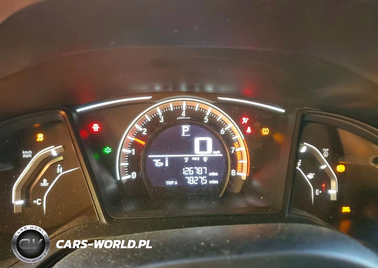 2018 Honda Civic Lx VIN:2HGFC2F50JH521945 - 9
