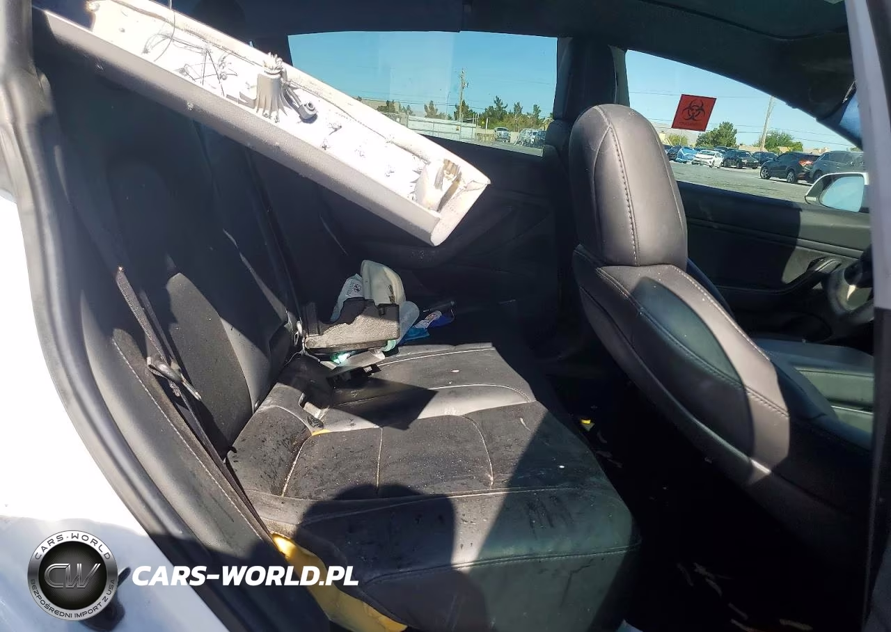 2019 Tesla Model 3 VIN:5YJ3E1EB5KF512789 - 10