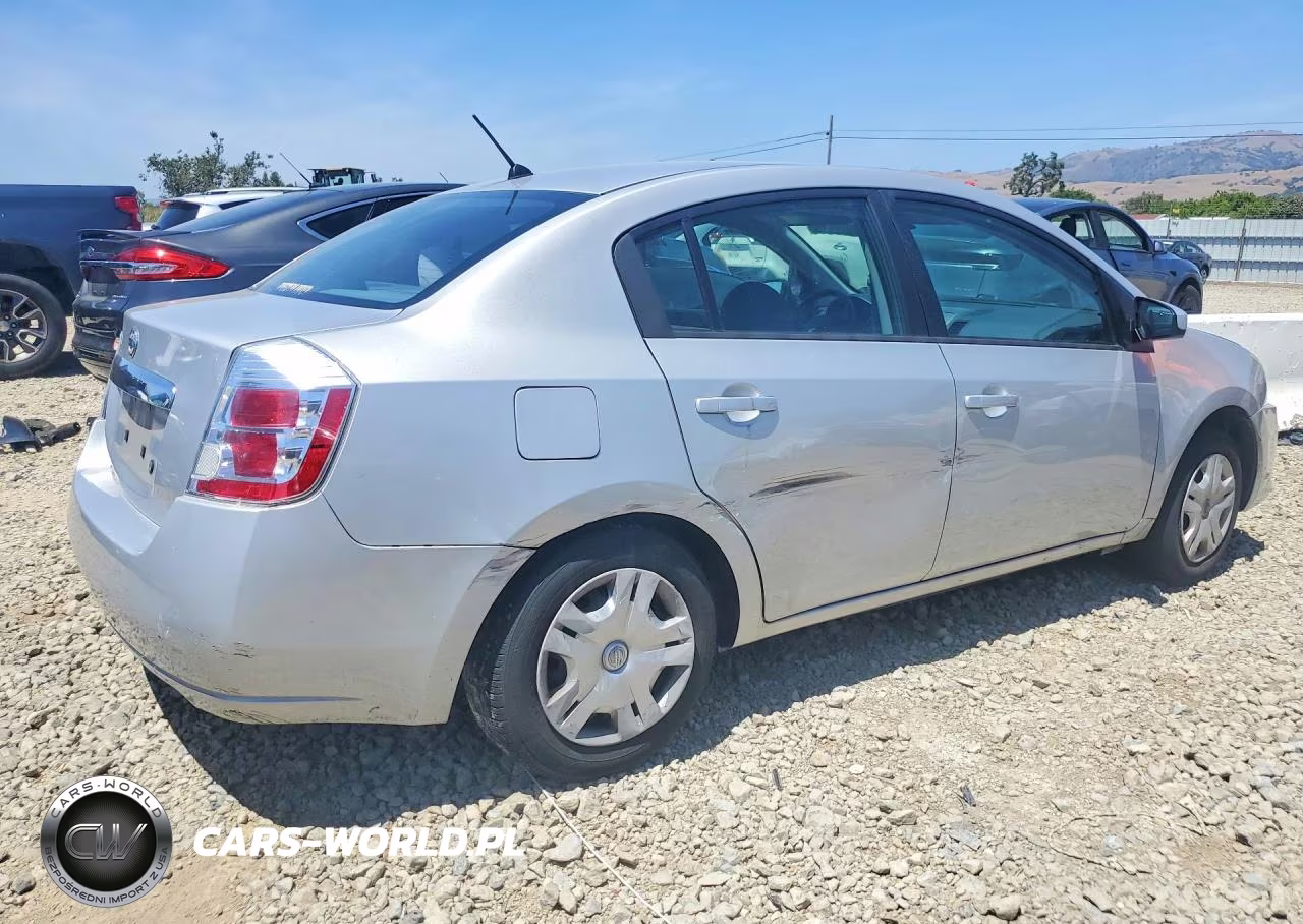 2010 Nissan Sentra 2.0 VIN:3N1AB6AP5AL729115 - 3