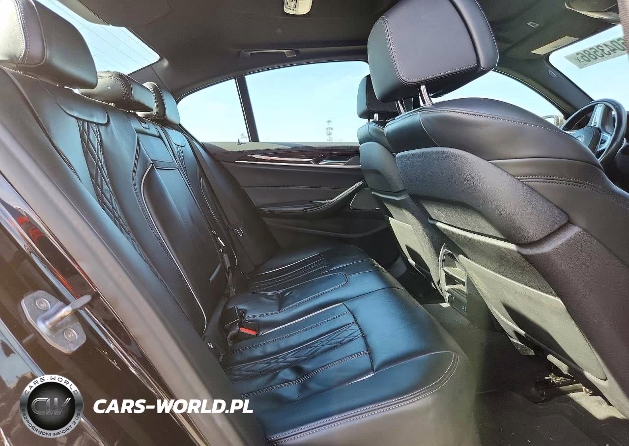 2020 BMW M550Xi VIN:WBAJS7C05LBN96618 - 10
