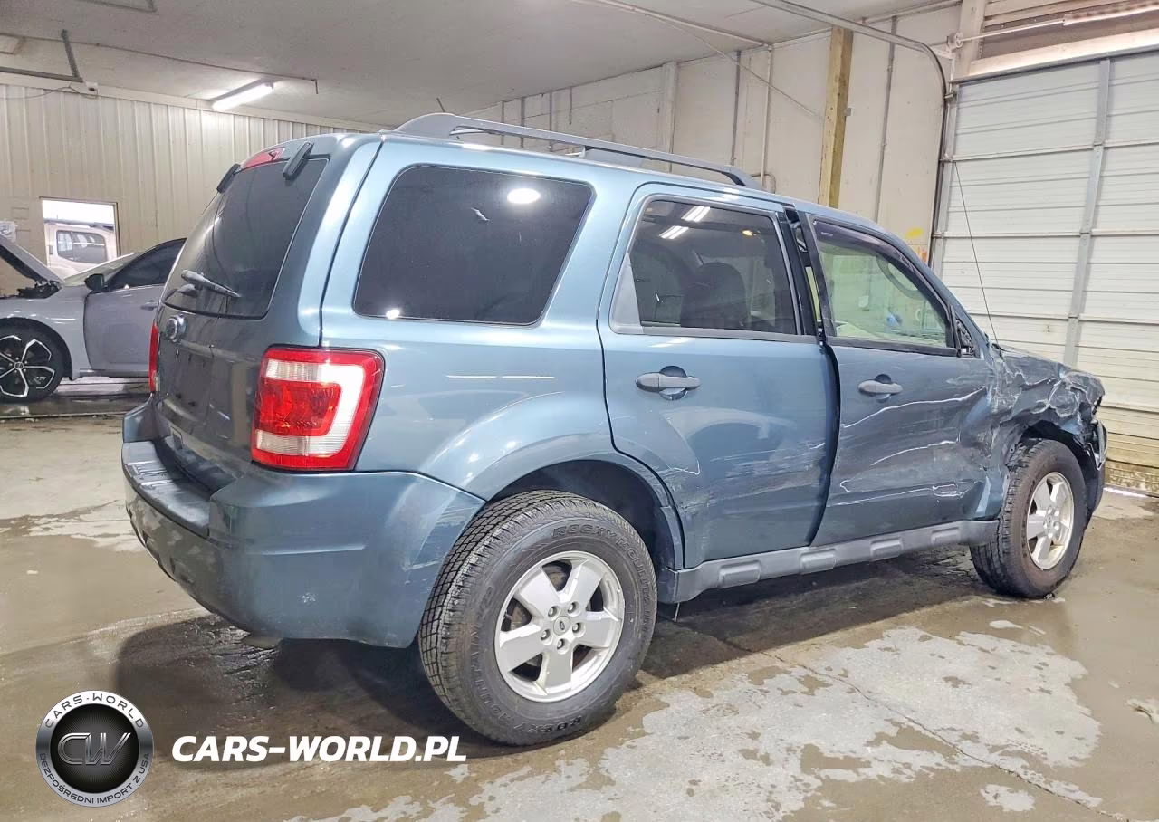 2012 Ford Escape Xlt VIN:1FMCU0D77CKC79153 - 3