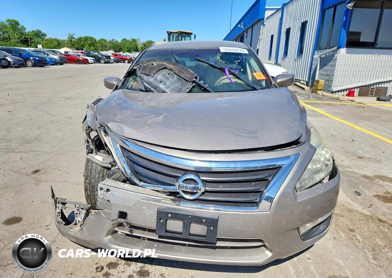 2015 Nissan Altima 2.5 S VIN:1N4AL3AP2FN912445 - 5