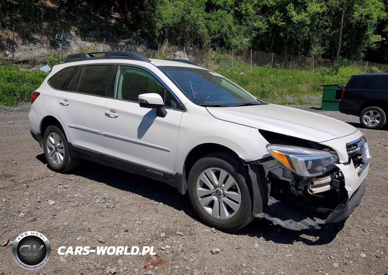 2016 Subaru Outback 2.5I Premium VIN:4S4BSAFCXG3235374 - 4