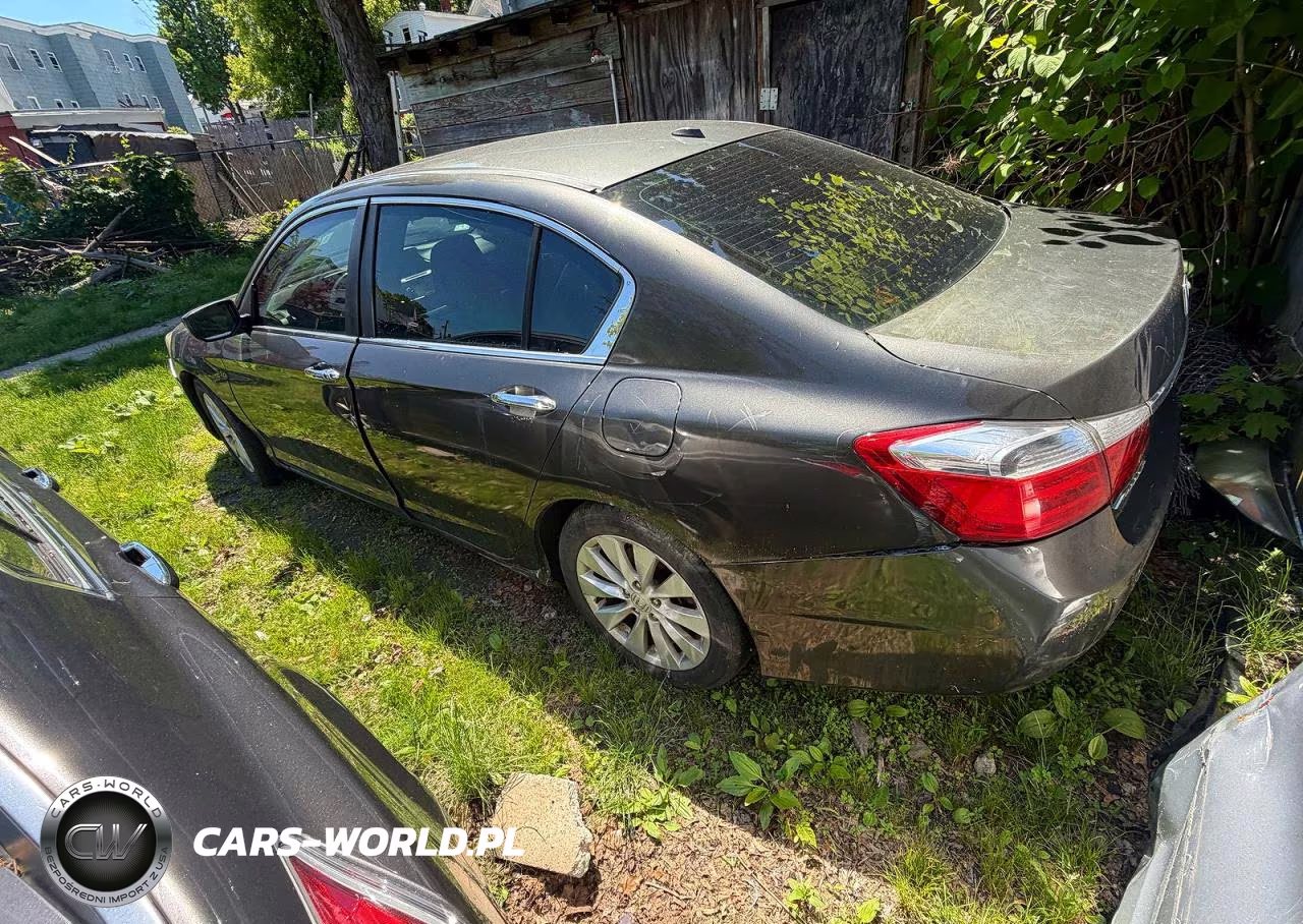 2013 Honda Accord Exl VIN:1HGCR2F89DA131067 - 3