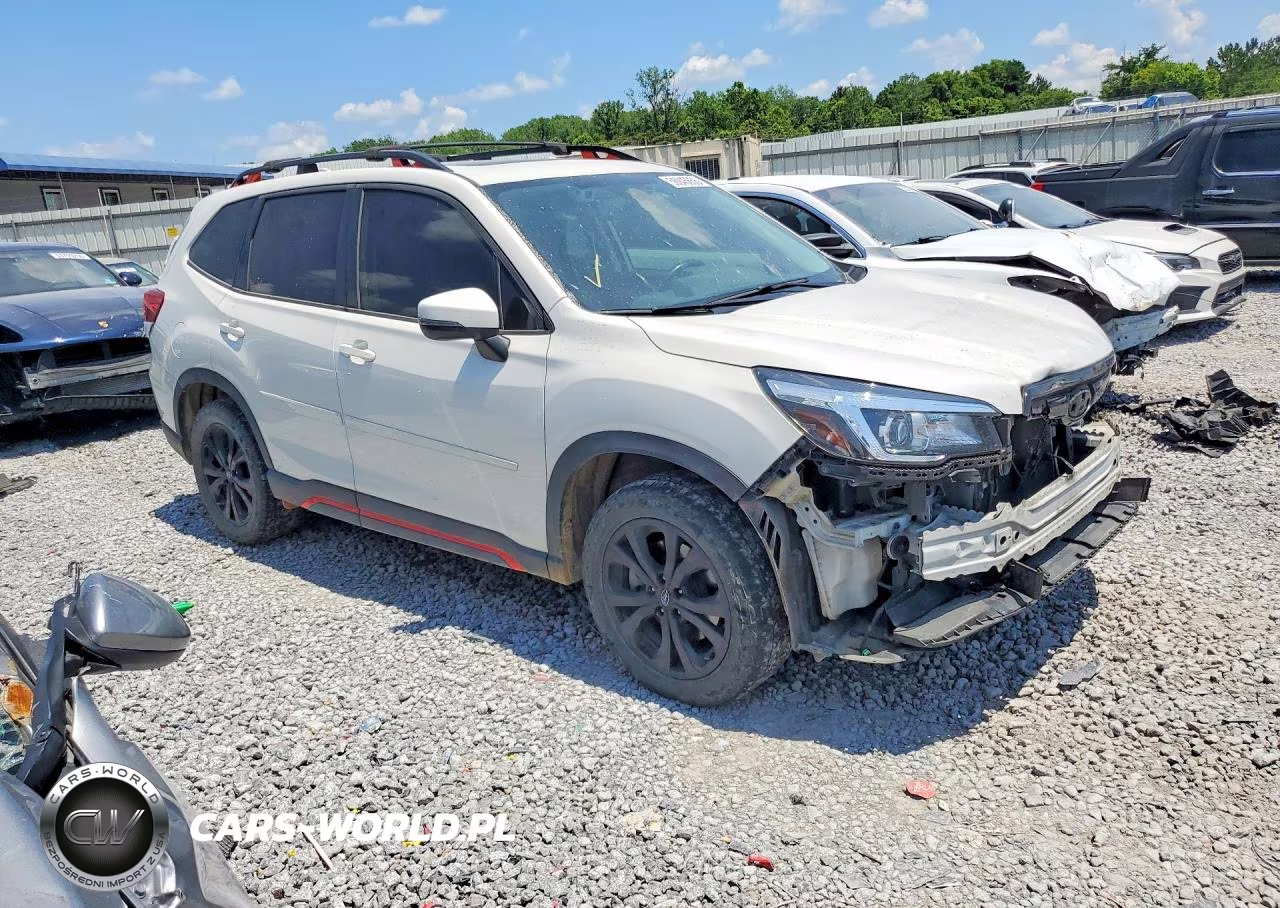 2020 Subaru Forester Sport VIN:JF2SKARC0LH601972 - 4