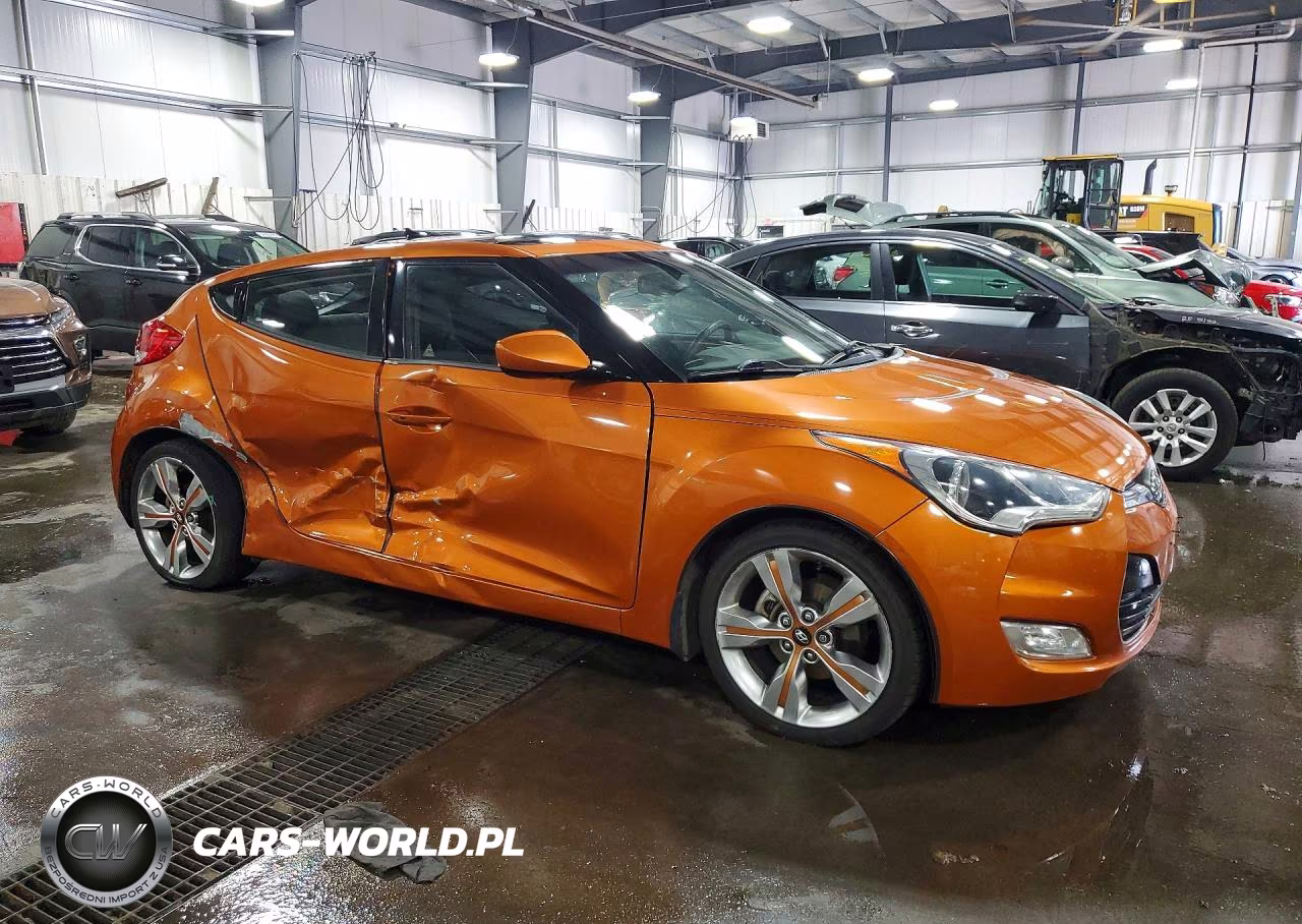 2012 Hyundai Veloster Base VIN:KMHTC6AD0CU031427 - 4