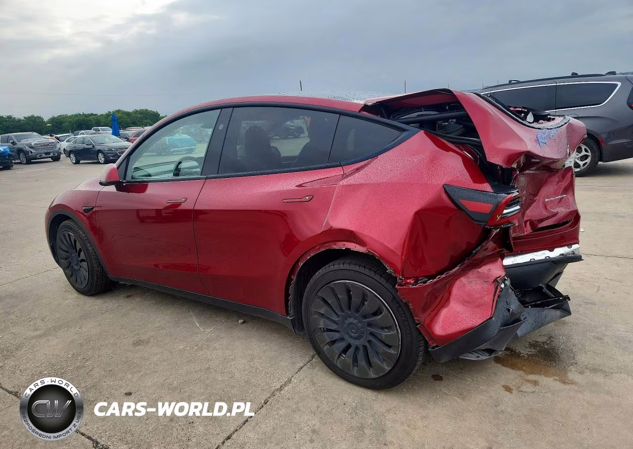 2024 Tesla Model Y VIN:7SAYGAEE6RF092676 - 2