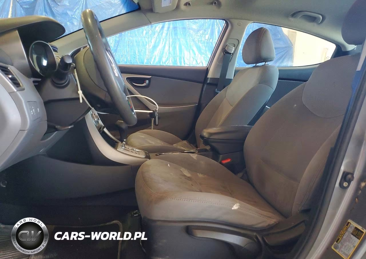 2012 Hyundai Elantra Gls VIN:5NPDH4AE9CH093751 - 7