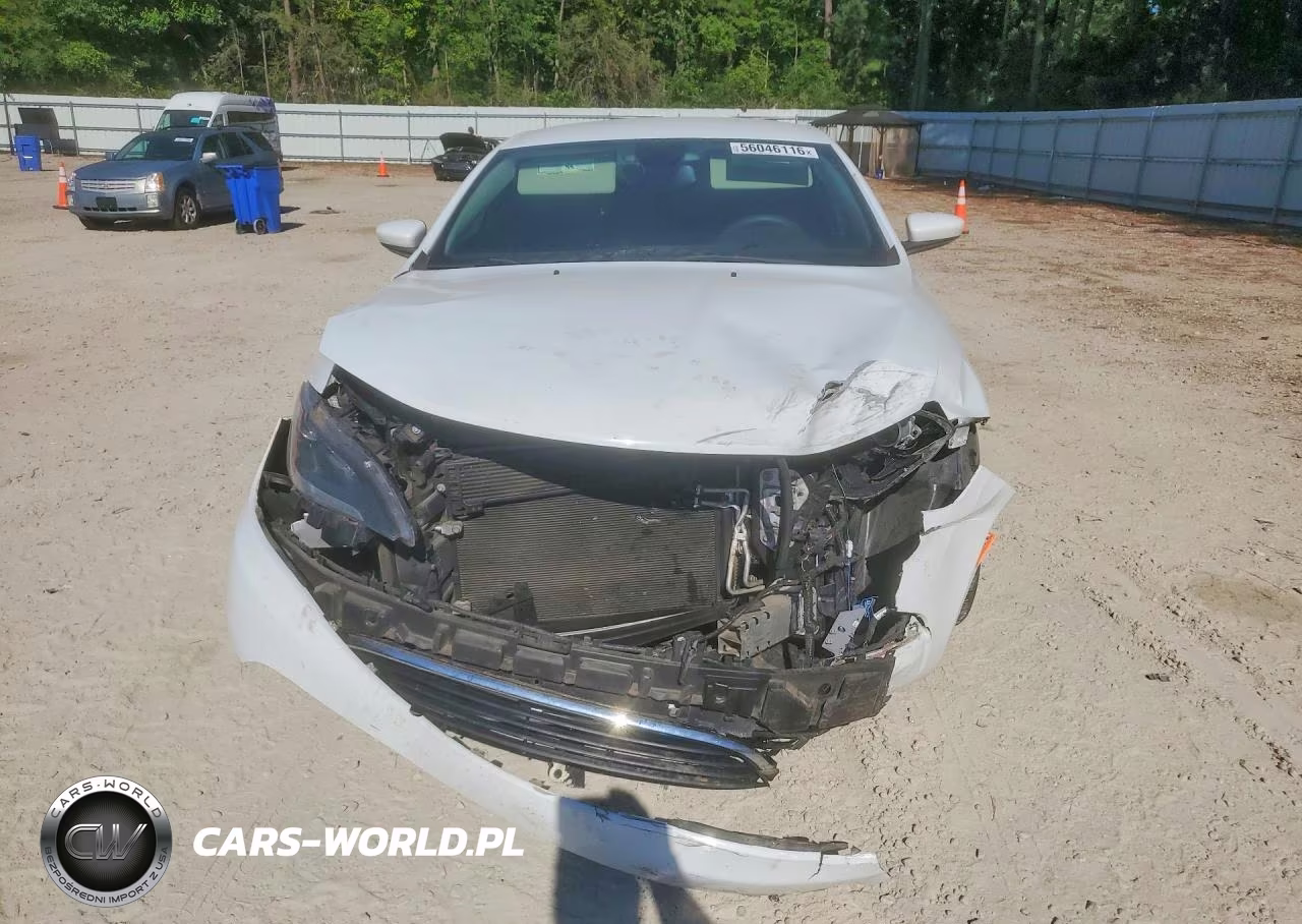 2017 Chrysler 200 Limited VIN:1C3CCCAB2HN512318 - 5