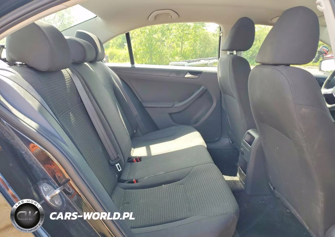 2015 Volkswagen Jetta Base VIN:3VW2K7AJ9FM335876 - 10