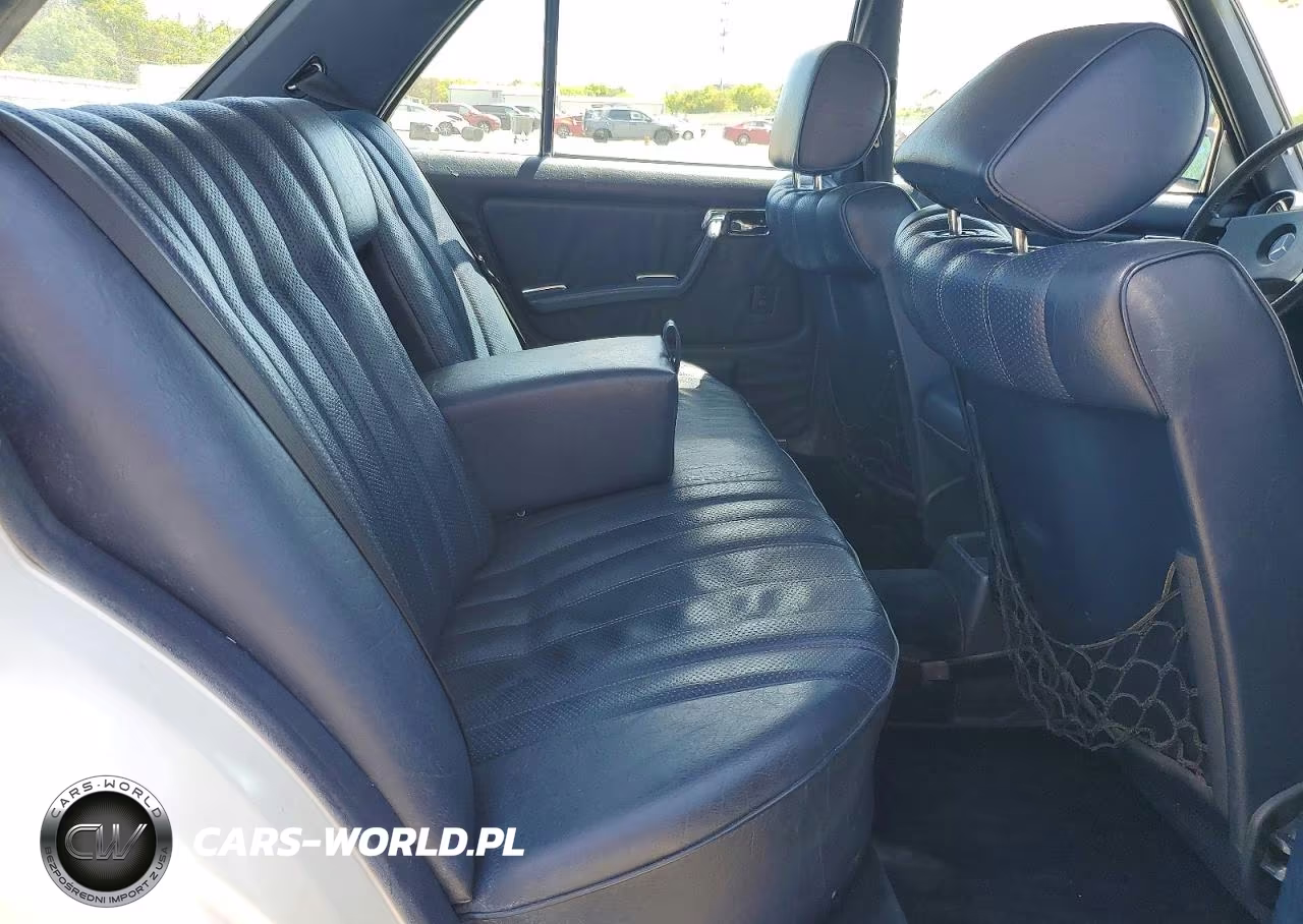 1983 Mercedes-Benz 240 D VIN:WDBAB23A3DB403204 - 10