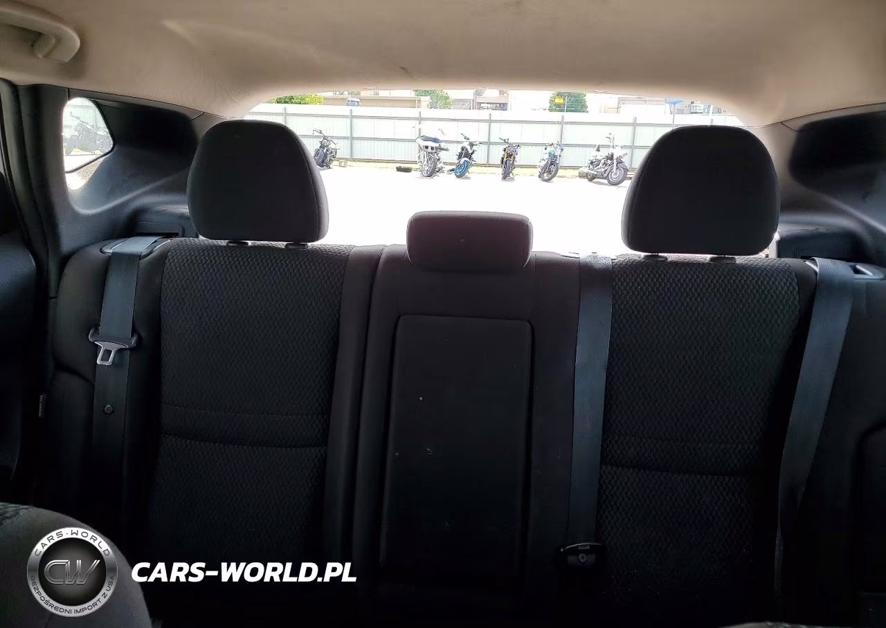 2020 Nissan Rogue Sport S VIN:JN1BJ1CWXLW381517 - 10