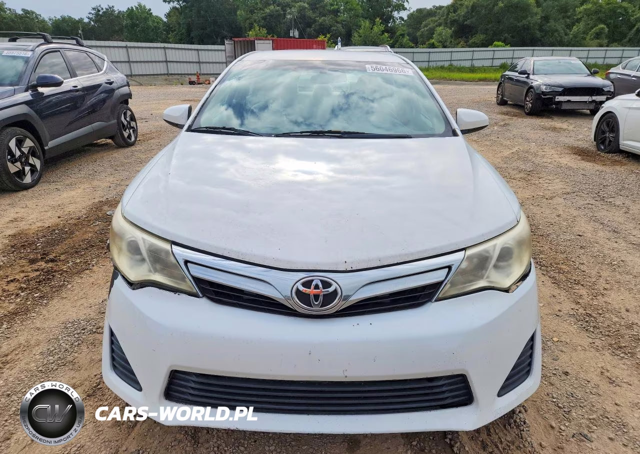 2012 Toyota Camry Le VIN:4T1BF1FK2CU569804 - 5