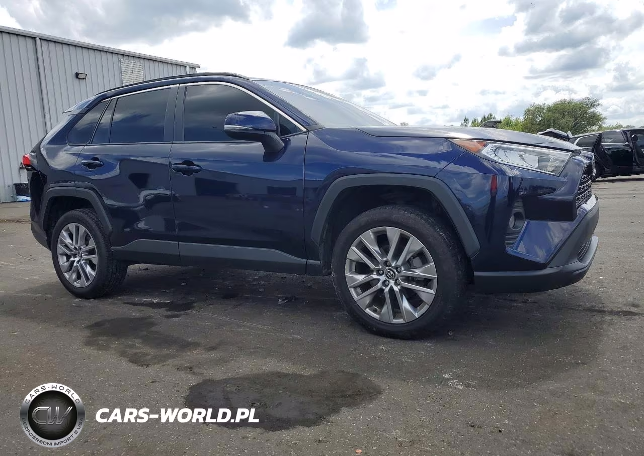 2021 Toyota Rav4 Xle Premium VIN:2T3C1RFV9MW118146 - 4