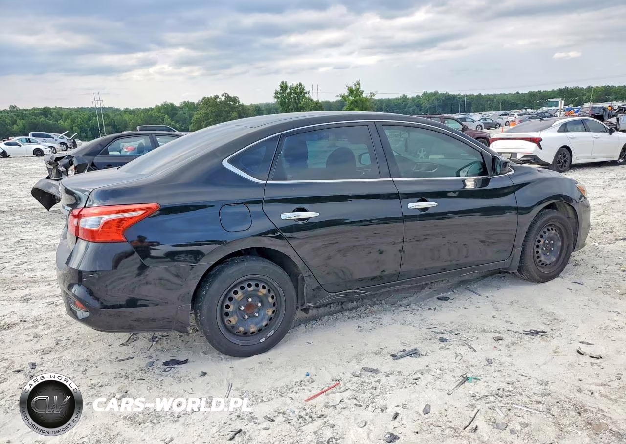 2017 Nissan Sentra S VIN:3N1AB7AP3HY385738 - 3