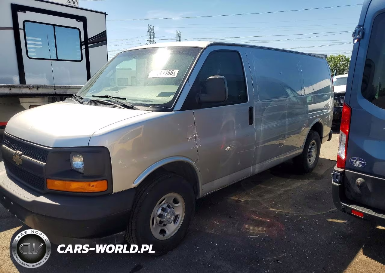 2017 Chevrolet Express G3500 VIN:1GCZGGFG6H1350948 - 1