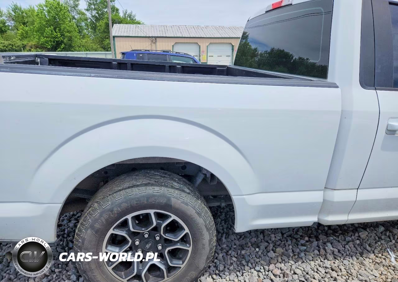 2017 Ford F150 VIN:1FTMF1C80HFC21081 - 10
