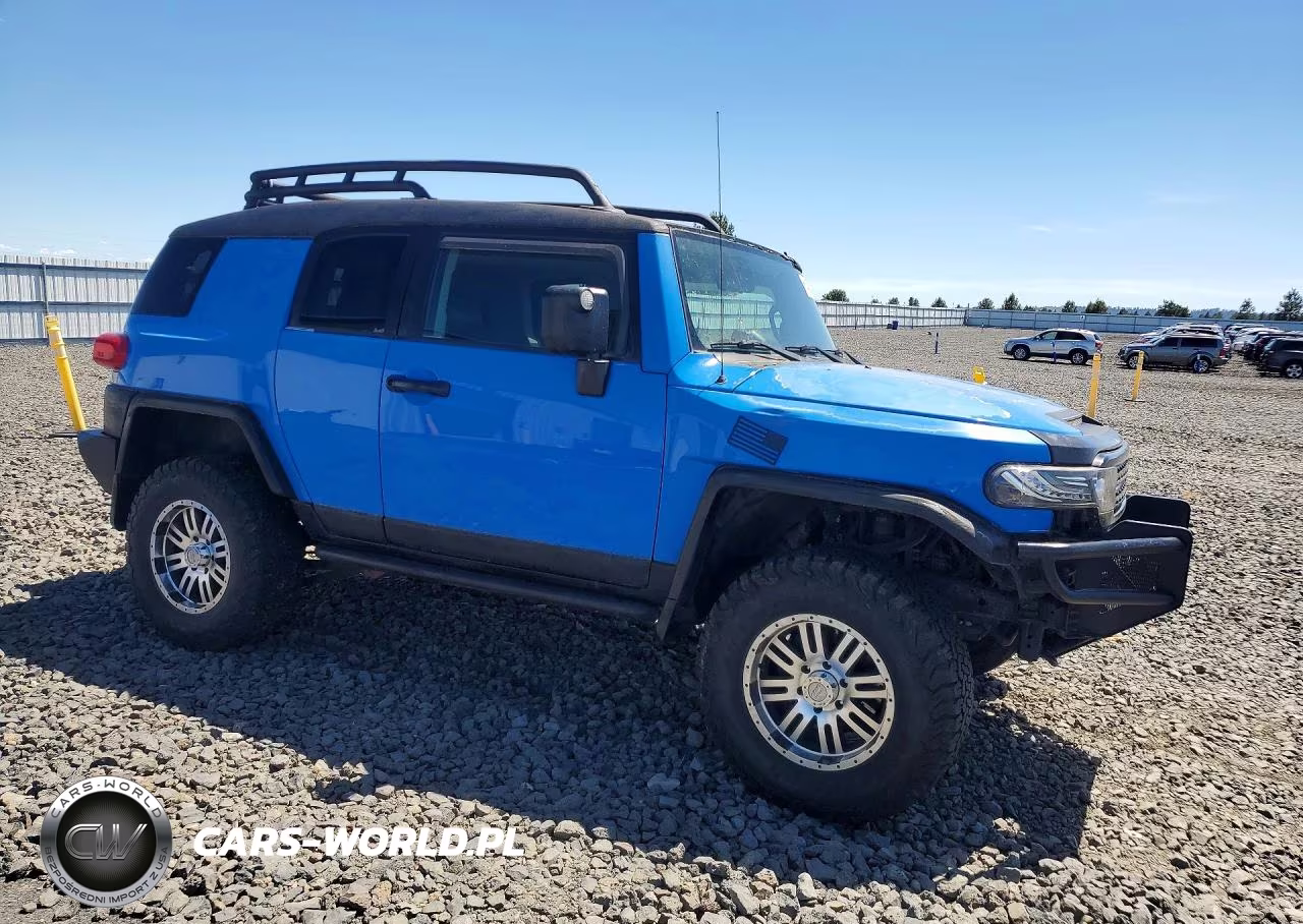 2007 Toyota Fj Cruiser Base VIN:JTEBU11F370021579 - 4