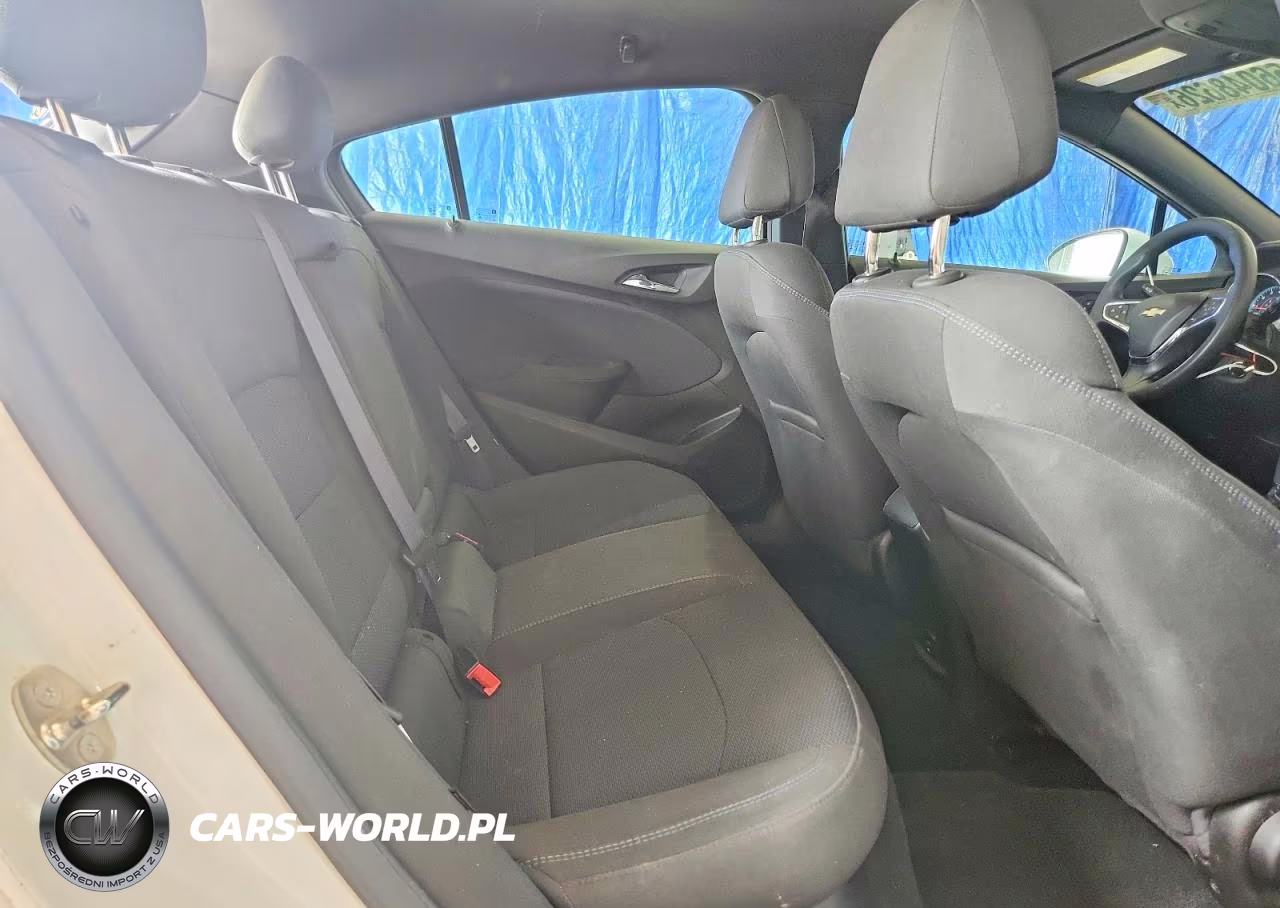 2017 Chevrolet Cruze Lt VIN:3G1BE6SM1HS584399 - 10
