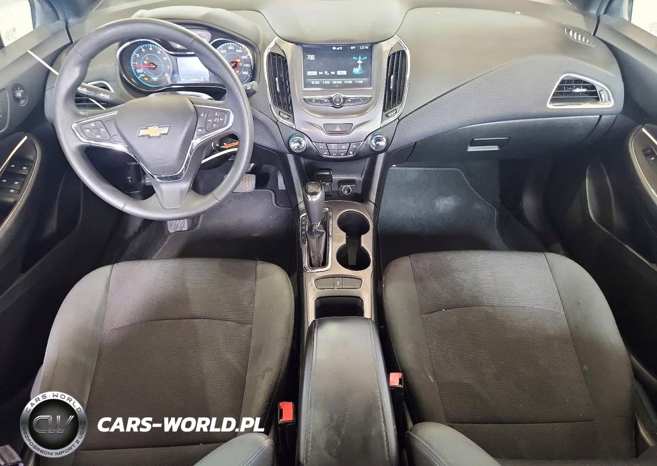 2017 Chevrolet Cruze Lt VIN:3G1BE6SM1HS584399 - 8