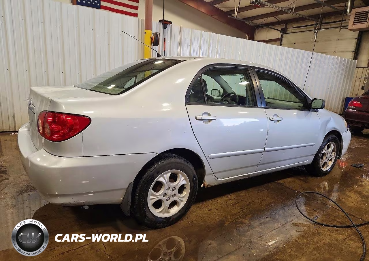 2005 Toyota Corolla Le VIN:1NXBR32E95Z370111 - 3