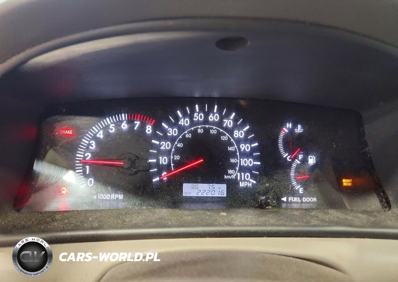 2005 Toyota Corolla Le VIN:1NXBR32E95Z370111 - 9