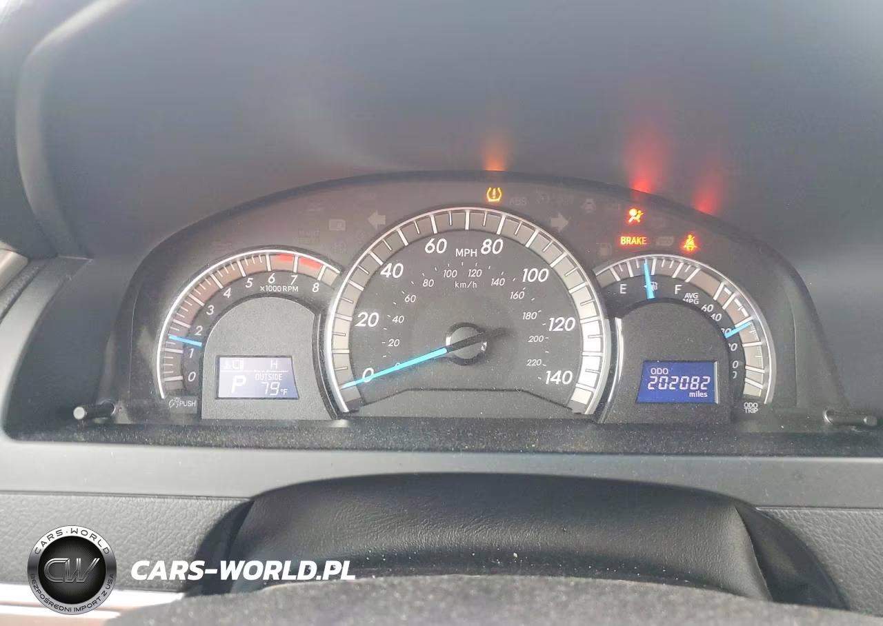 2014 Toyota Camry Se VIN:4T1BF1FKXEU811130 - 9