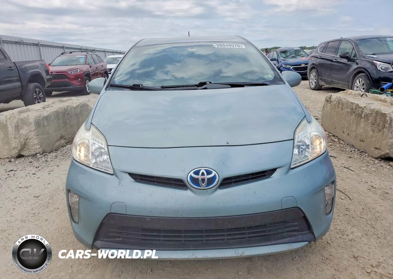 2015 Toyota Prius Two VIN:JTDKN3DU5F1900257 - 5