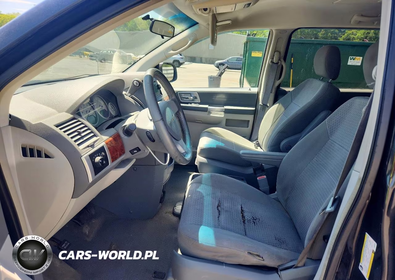 2008 Chrysler Town & Country Touring VIN:2A8HR54P08R839461 - 7