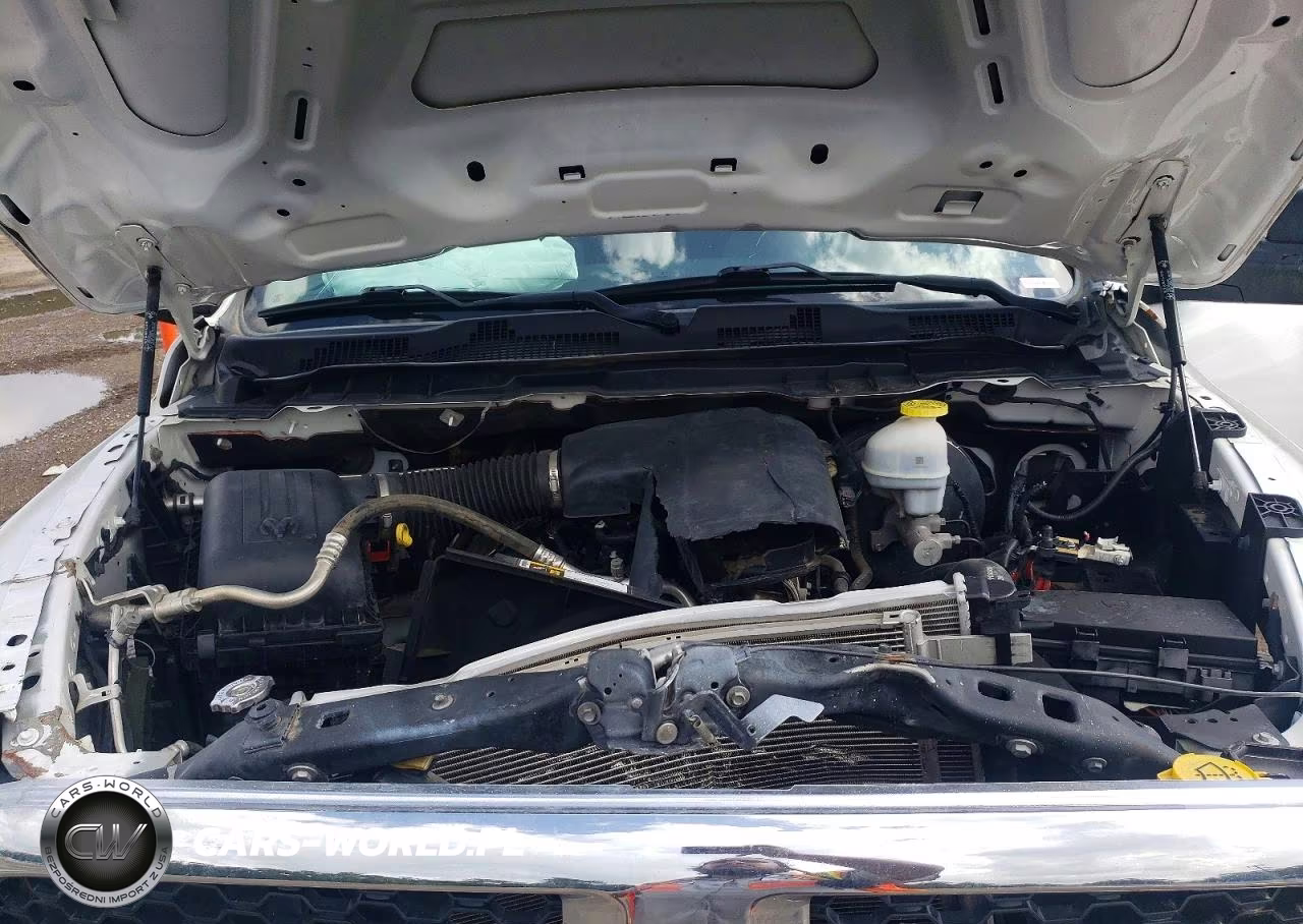 2021 Ram 1500 Classic Tradesman VIN:1C6RR6FG5MS534441 - 11