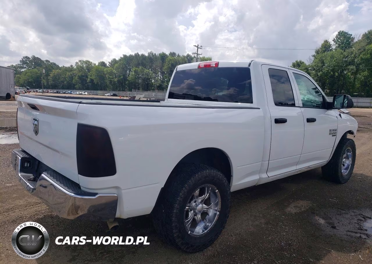 2021 Ram 1500 Classic Tradesman VIN:1C6RR6FG5MS534441 - 3
