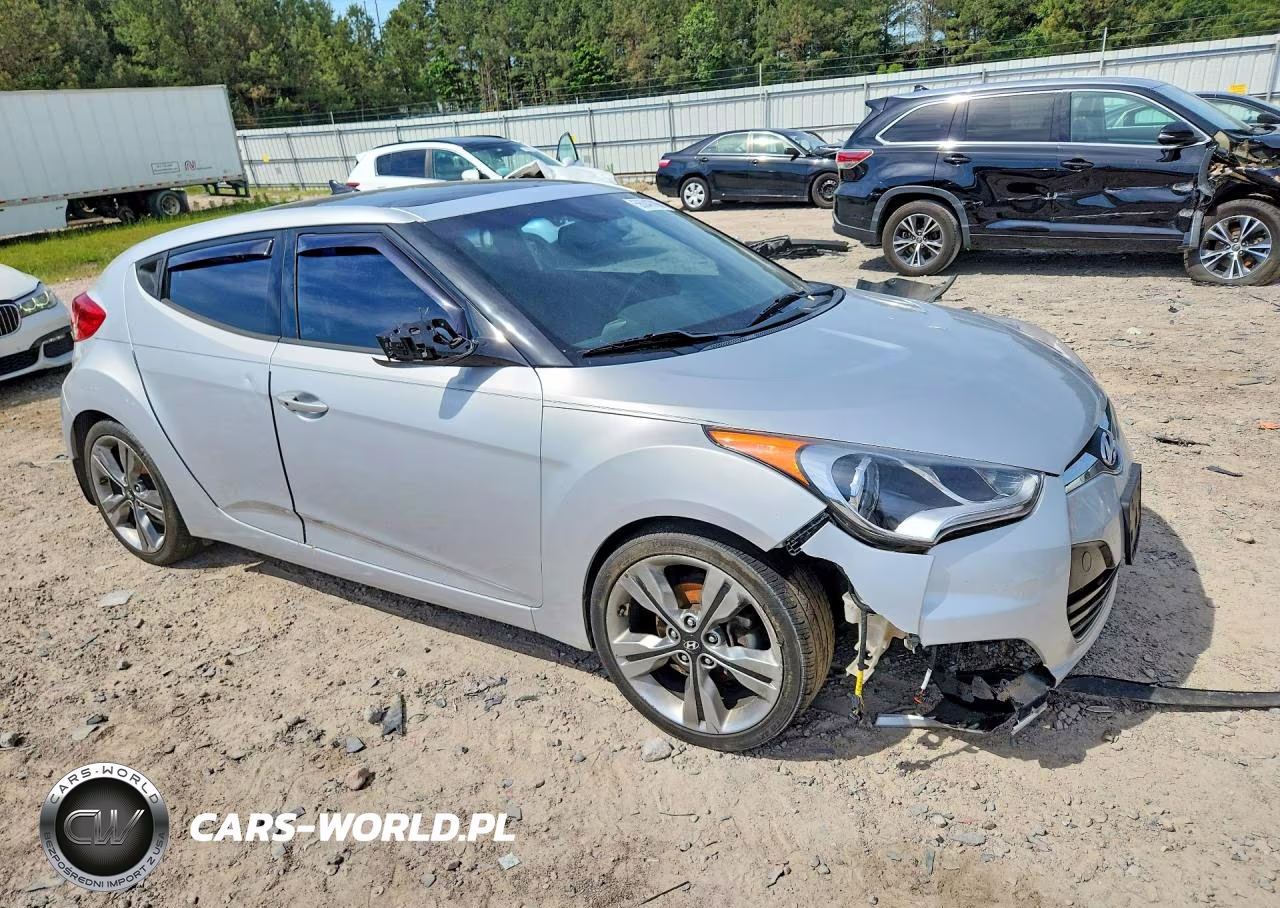 2016 Hyundai Veloster Base VIN:KMHTC6AD9GU273008 - 4