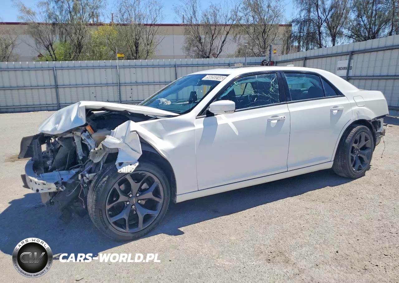 2023 Chrysler 300 – zdjęcie 1 z 13
