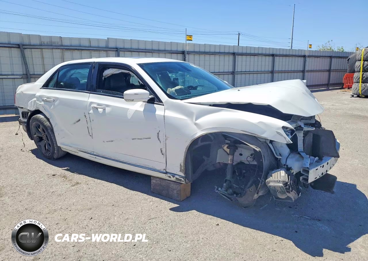 2023 Chrysler 300 VIN:2C3CCABG9PH628279 - 4