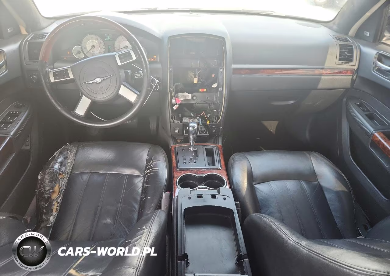 2008 Chrysler 300C VIN:2C3KK63H98H319416 - 8