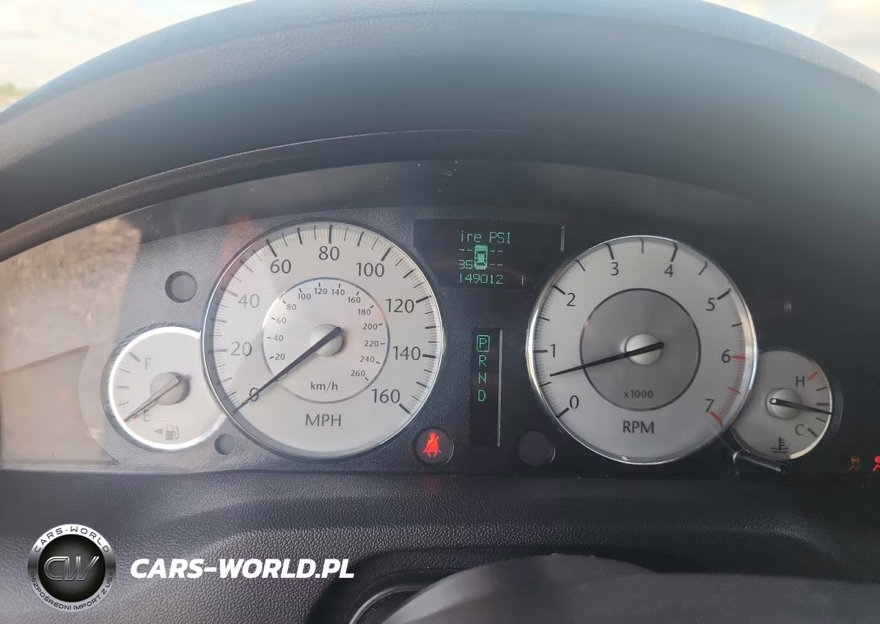 2008 Chrysler 300C VIN:2C3KK63H98H319416 - 9