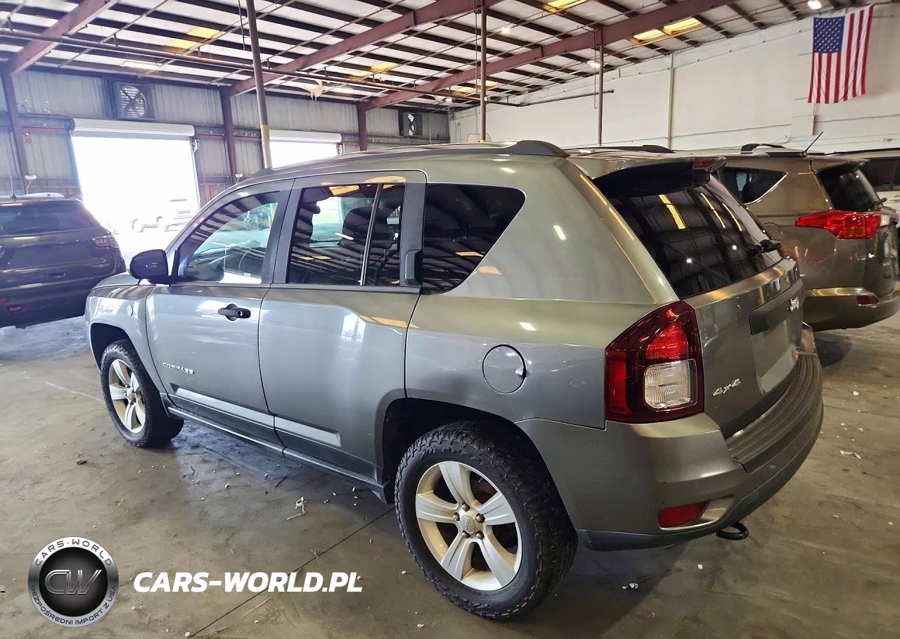 2014 Jeep Compass Sport VIN:1C4NJDBB1ED586152 - 2