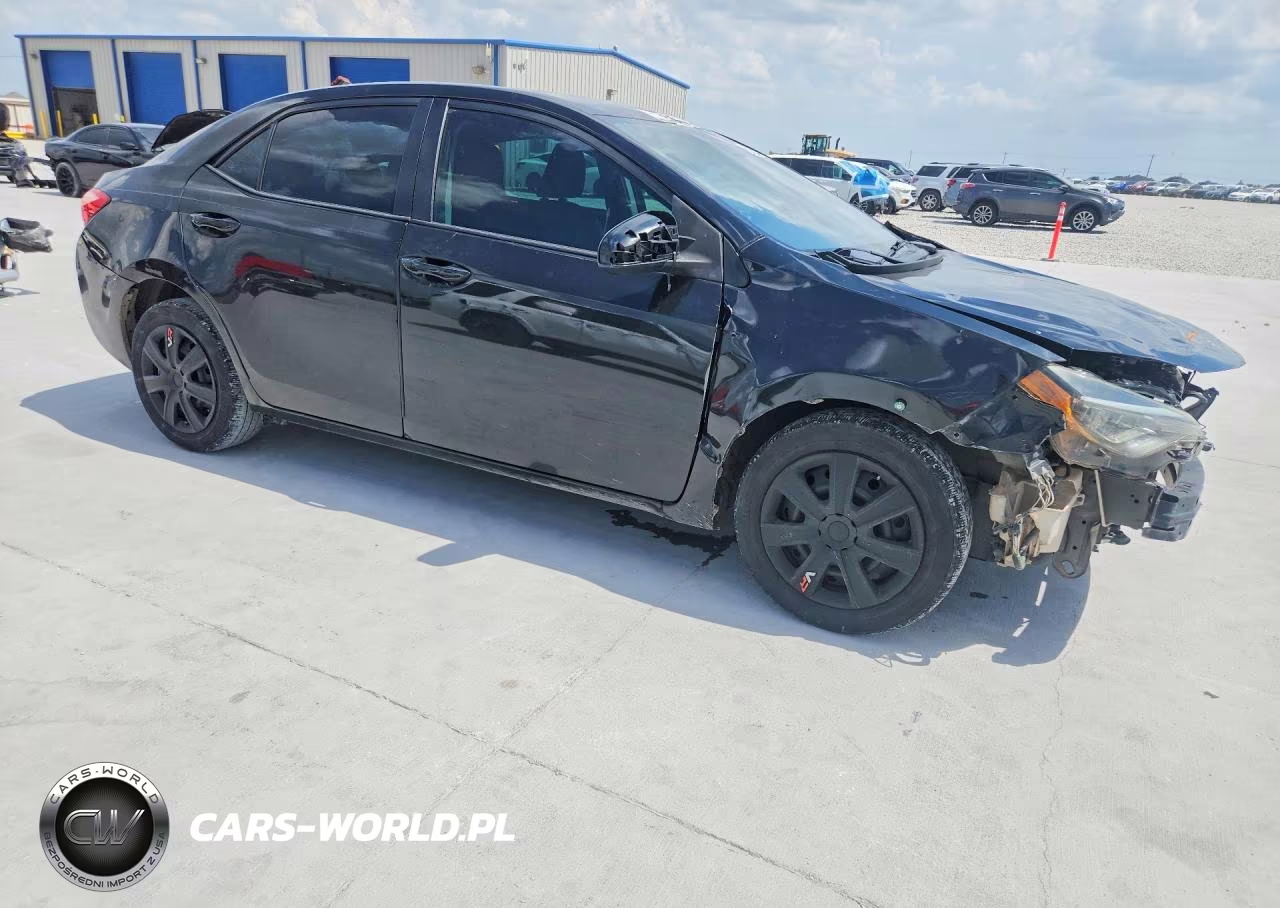 2019 Toyota Corolla Le VIN:5YFBURHE3KP929657 - 4
