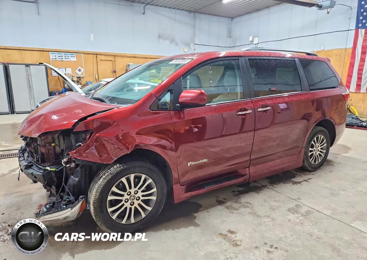 2020 Toyota Sienna Xle 8-Passenger
