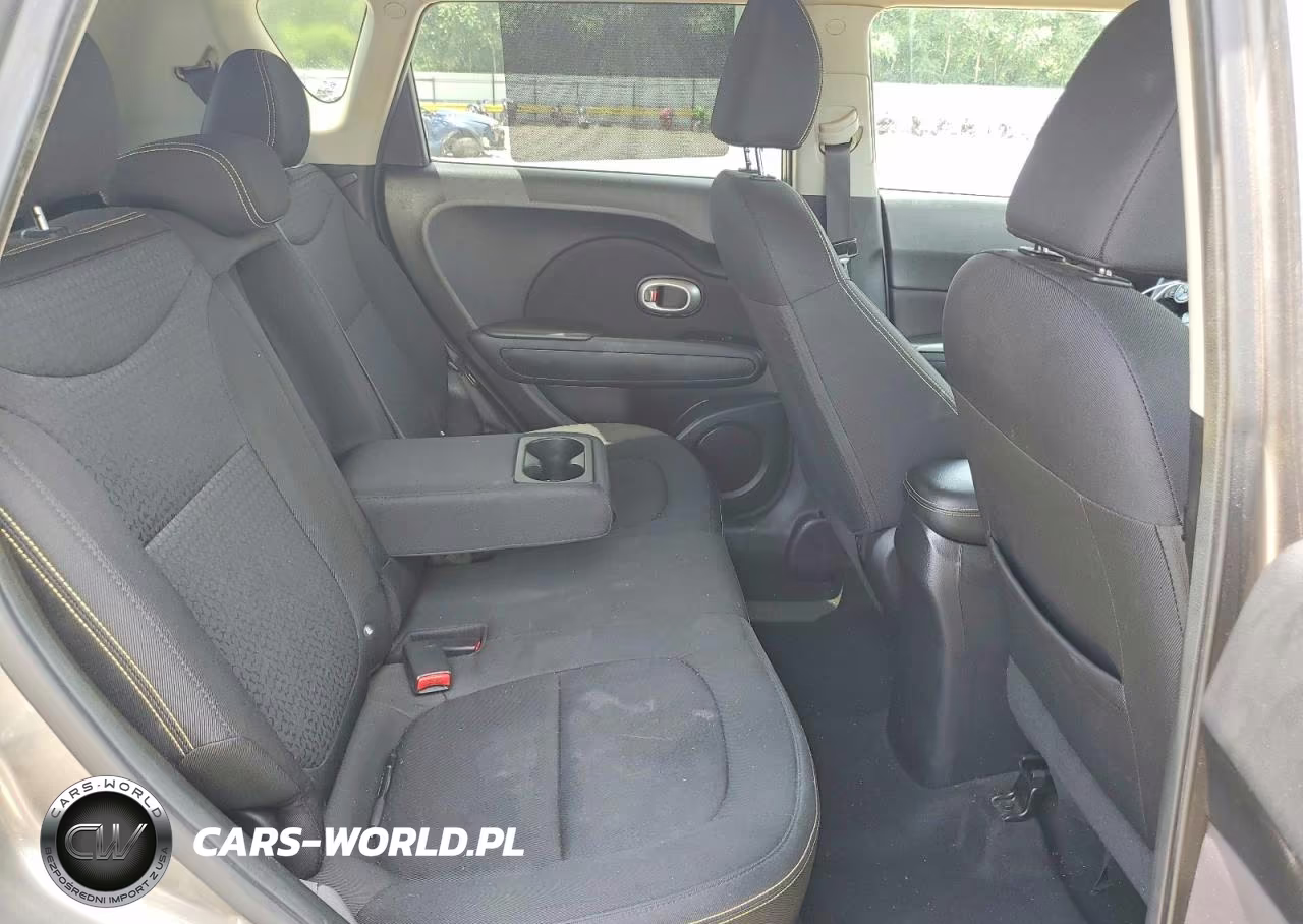 2016 Kia Soul + VIN:KNDJP3A58G7241916 - 11