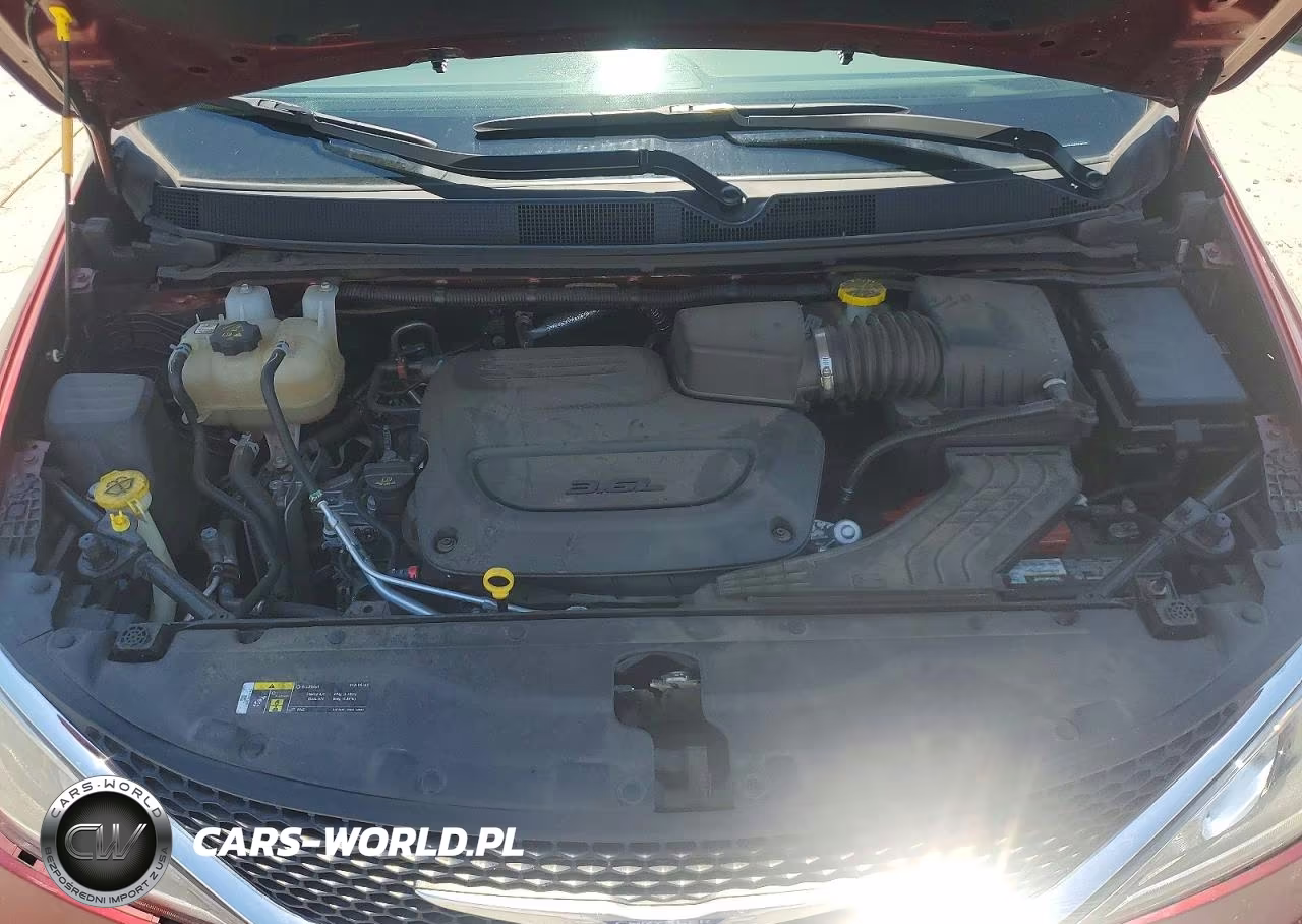 2020 Chrysler Pacifica Touring L VIN:2C4RC1BG9LR232914 - 11