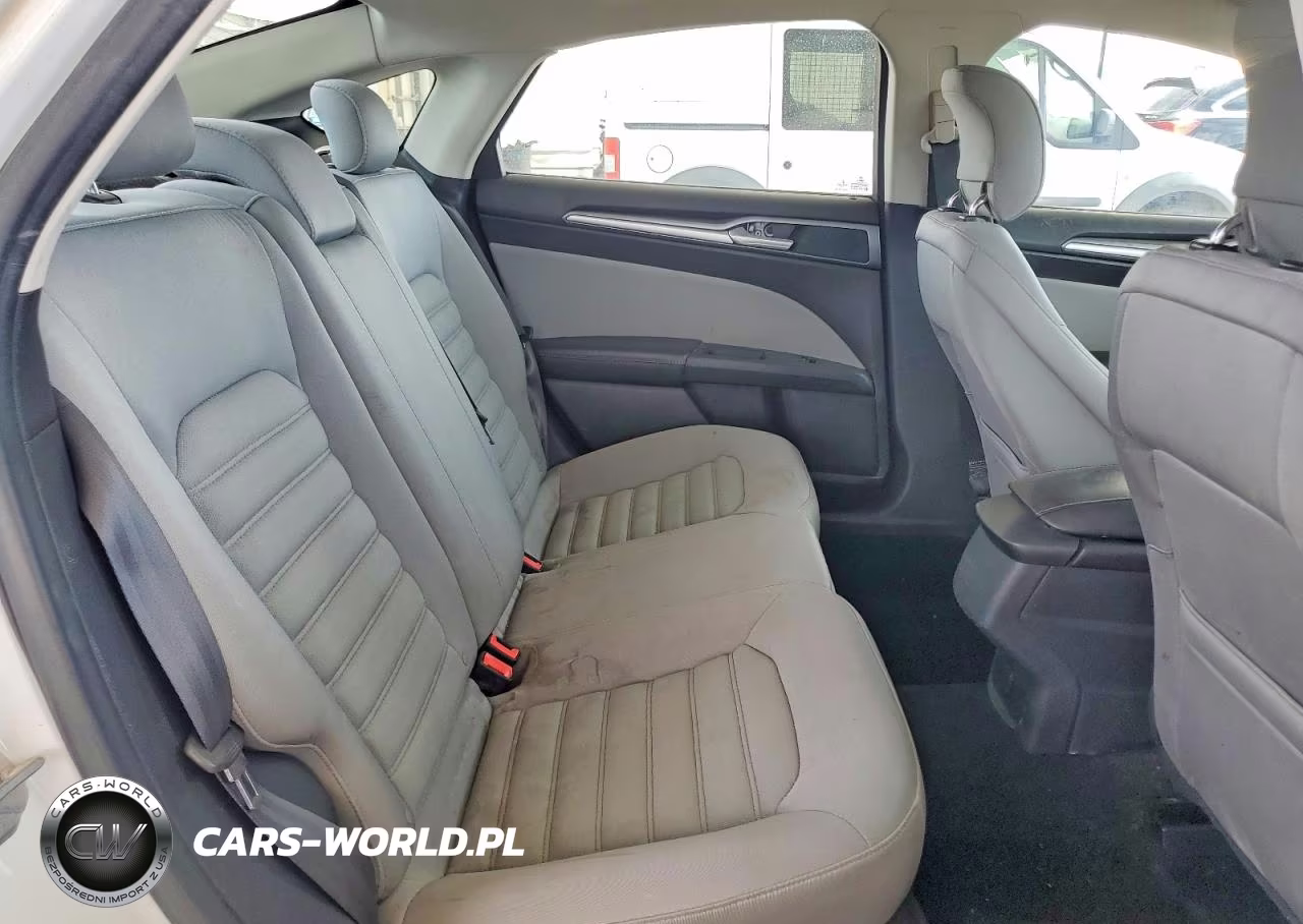 2014 Ford Fusion S VIN:3FA6P0G72ER277819 - 10