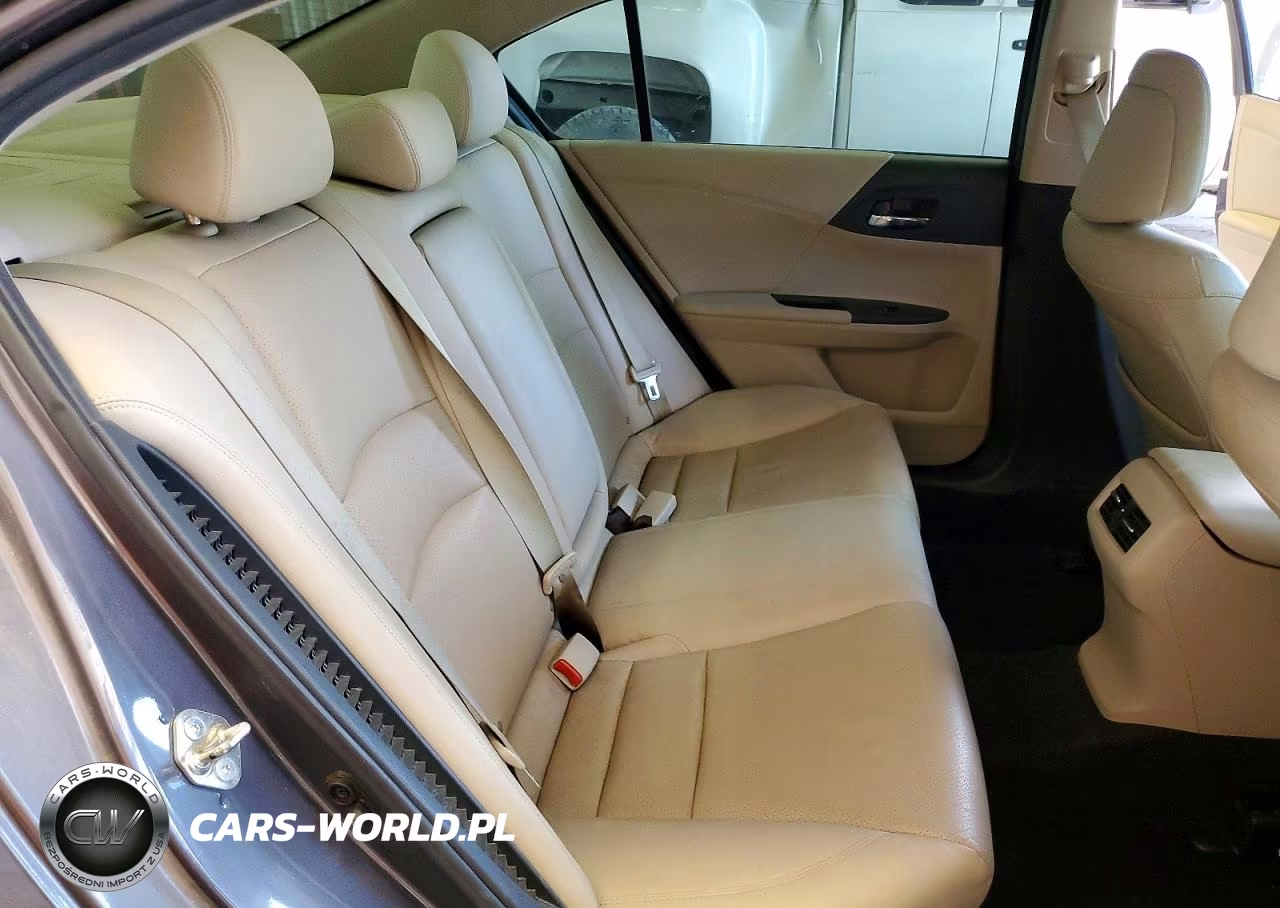 2015 Honda Accord Touring Hybrid VIN:1HGCR6F79FA002568 - 10