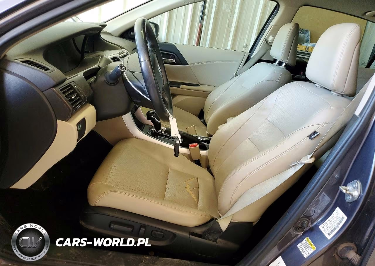 2015 Honda Accord Touring Hybrid VIN:1HGCR6F79FA002568 - 7