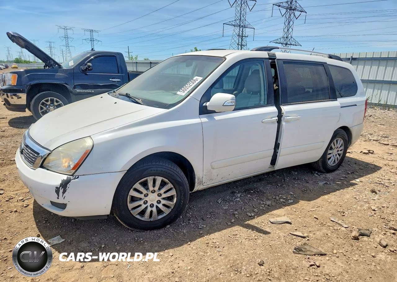 2011 Kia Sedona Lx