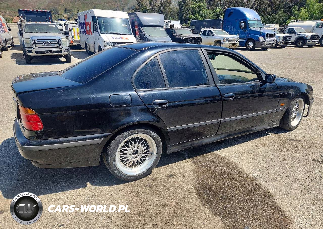 2000 BMW 528 I Automatic VIN:WBADM6340YGU05427 - 3