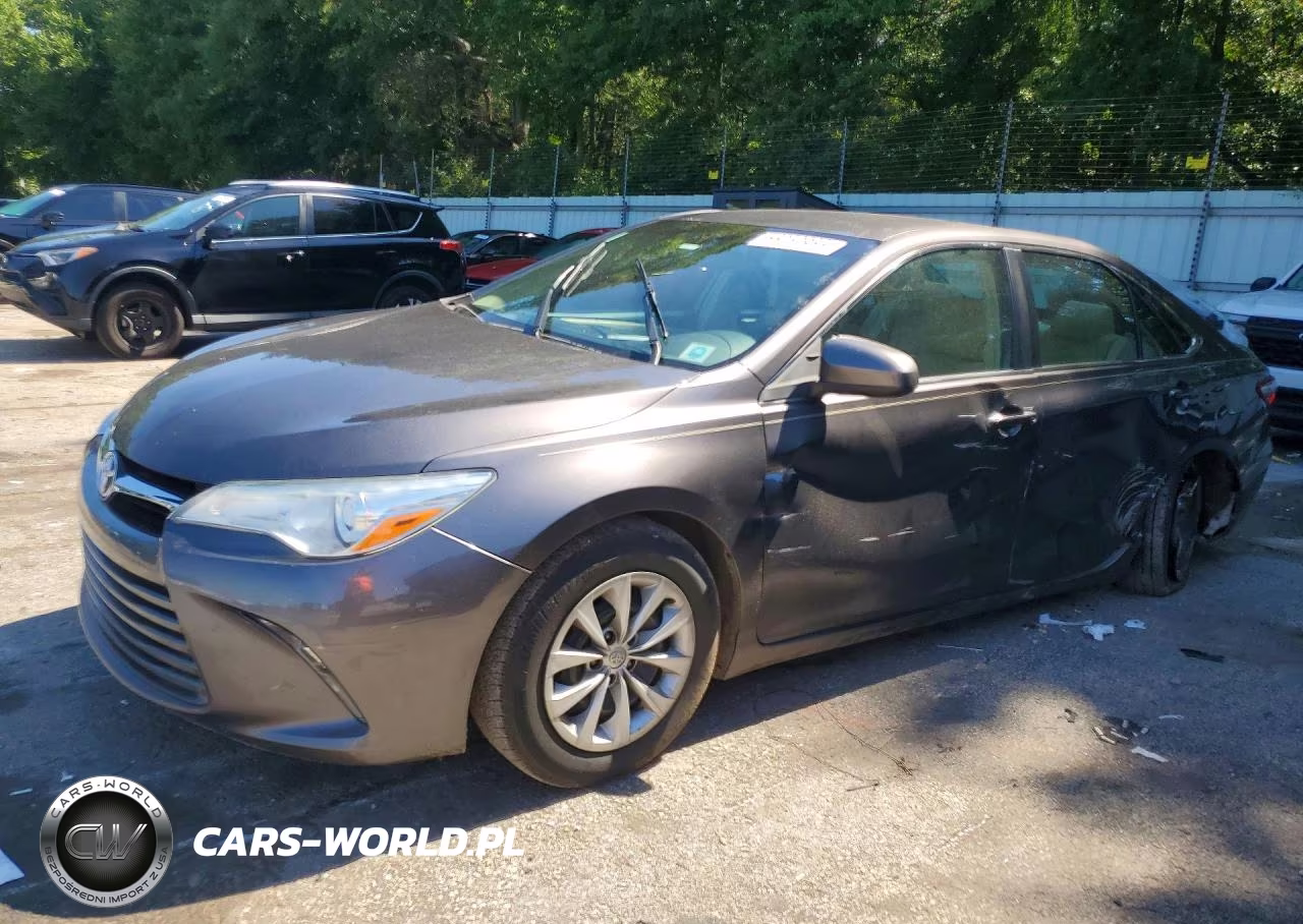 2015 Toyota Camry Le